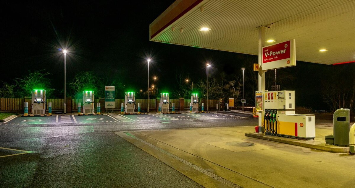 Images Shell Recharge Charging Station