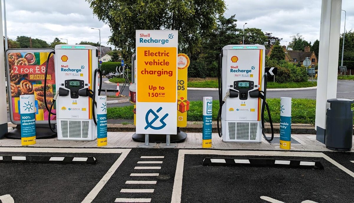 Images Shell Recharge Charging Station