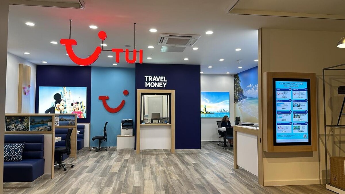 Images TUI Holiday Store (Inside Next)