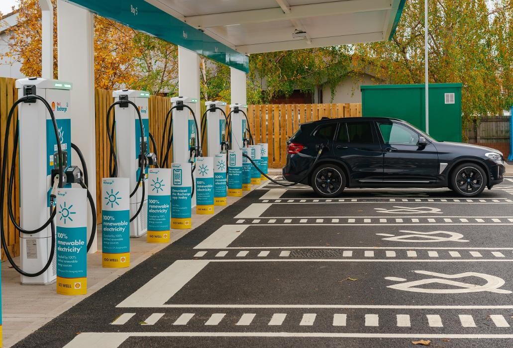 Images Shell Recharge Charging Station