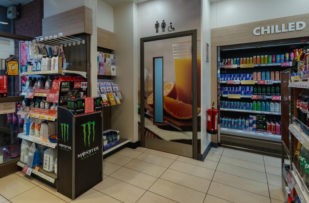 Images Shell Recharge Charging Station
