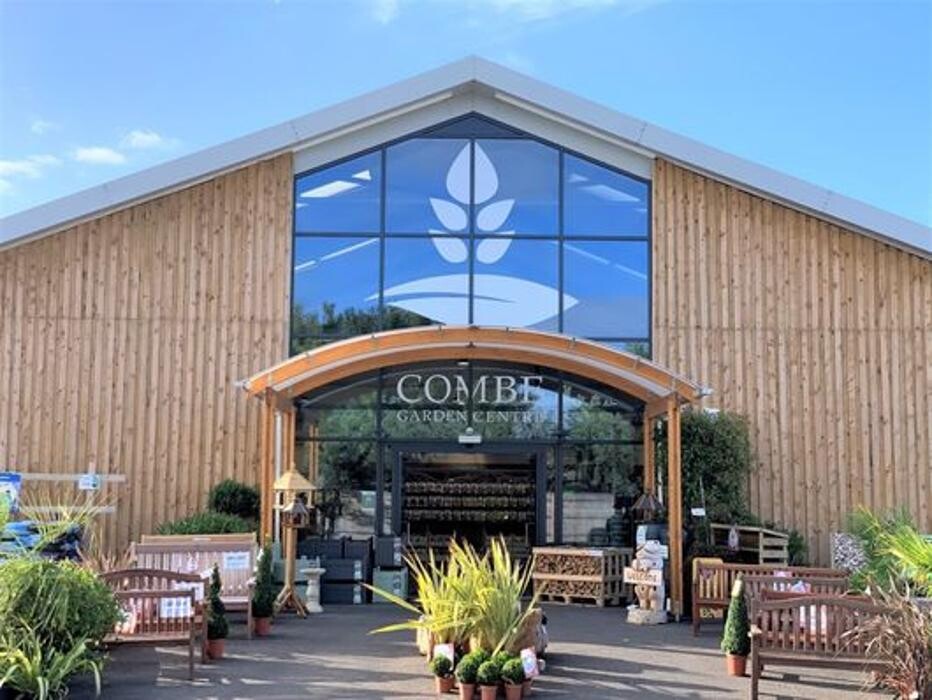 Images Combe Garden Centre