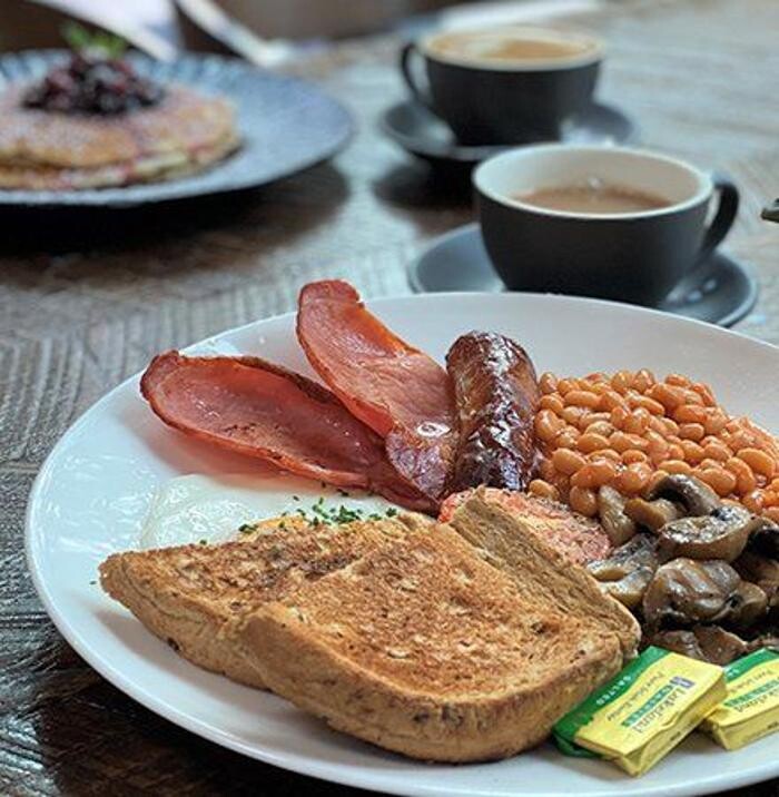 Images Combe Garden Centre