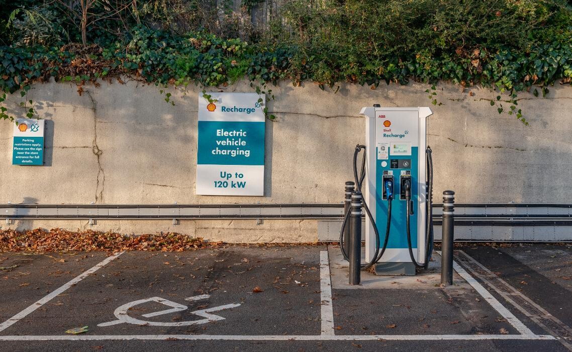 Images Shell Recharge Charging Station