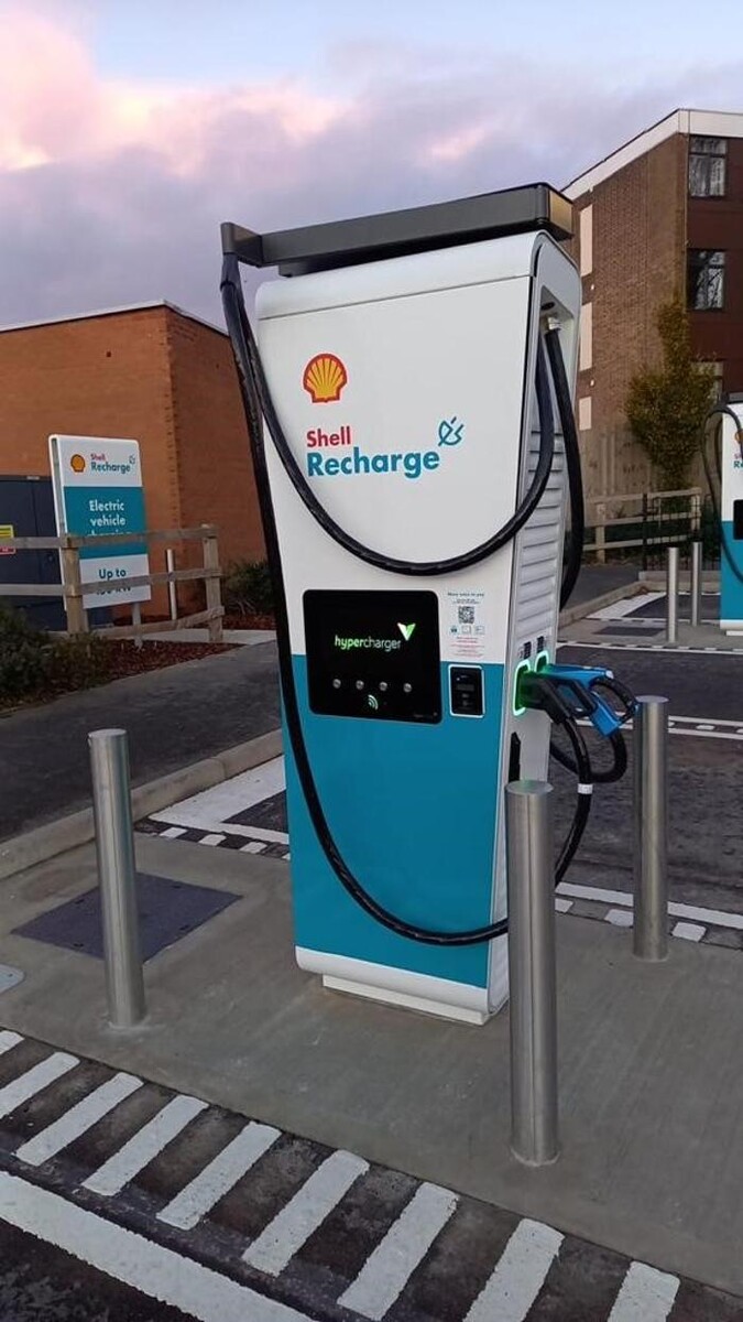 Images Shell Recharge Charging Station