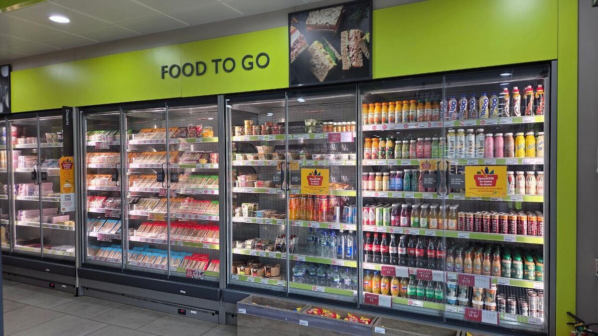 Images Shell Recharge Charging Station