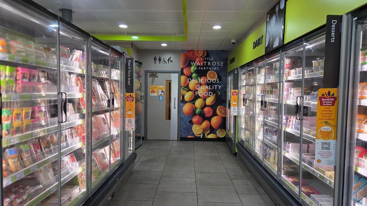 Images Shell Recharge Charging Station