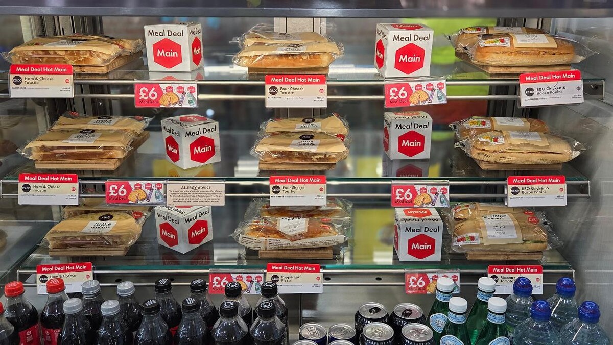 Images Shell Recharge Charging Station