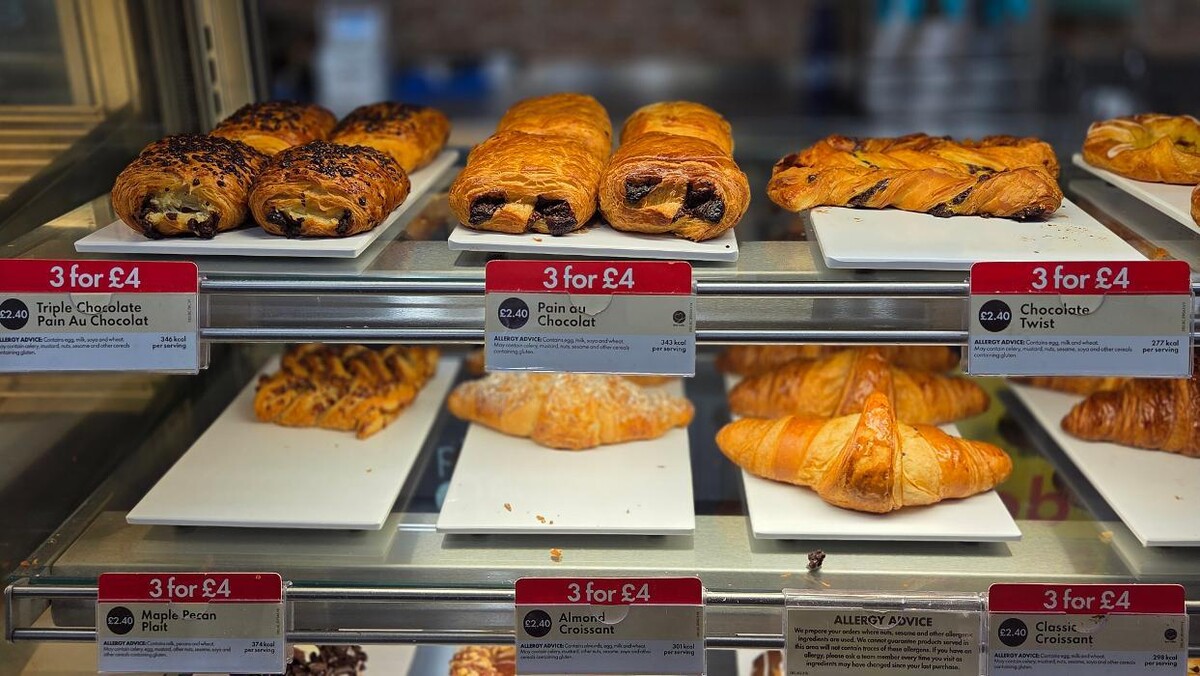 Images Shell Recharge Charging Station