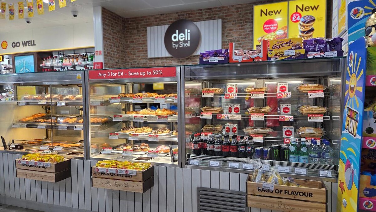 Images Shell Recharge Charging Station