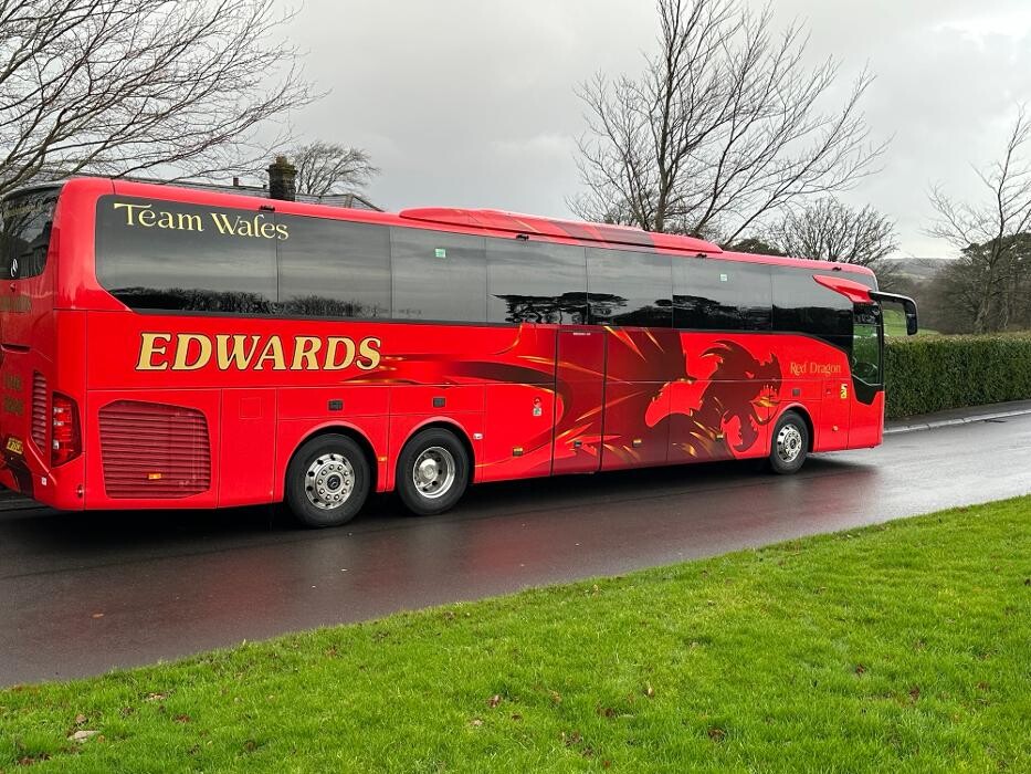 Images Edwards Coaches