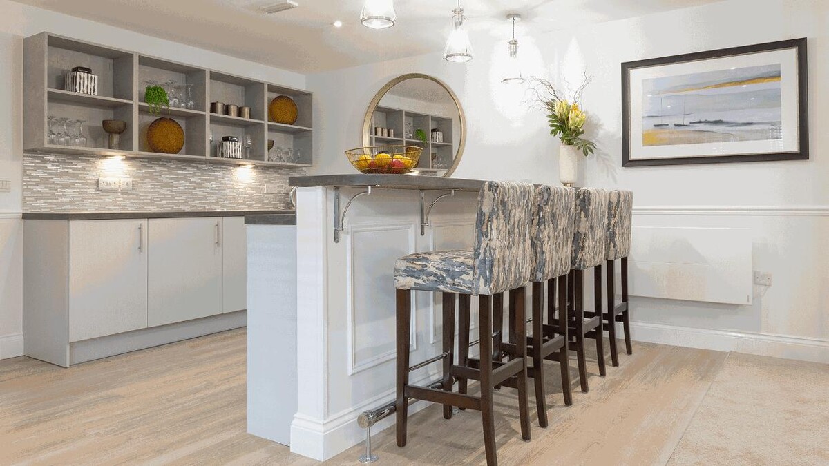 Images Churchill Living