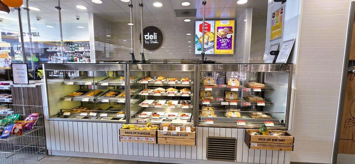 Images Shell Recharge Charging Station