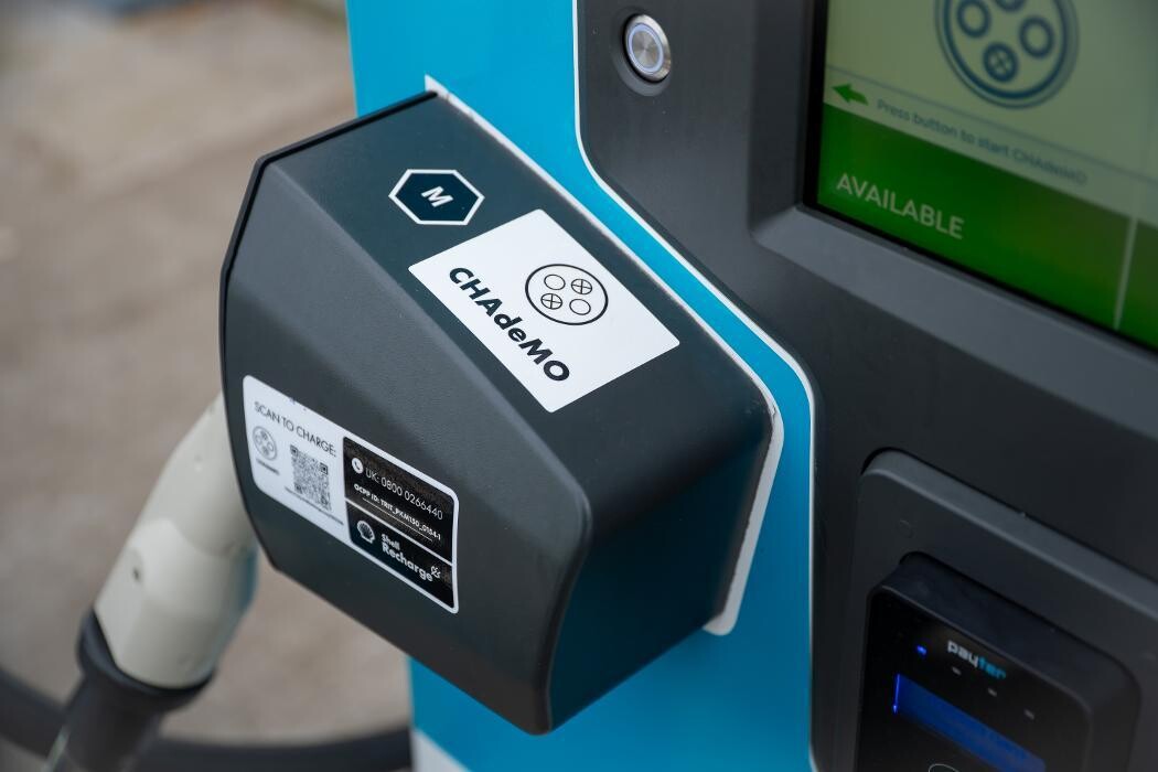Images Shell Recharge Charging Station