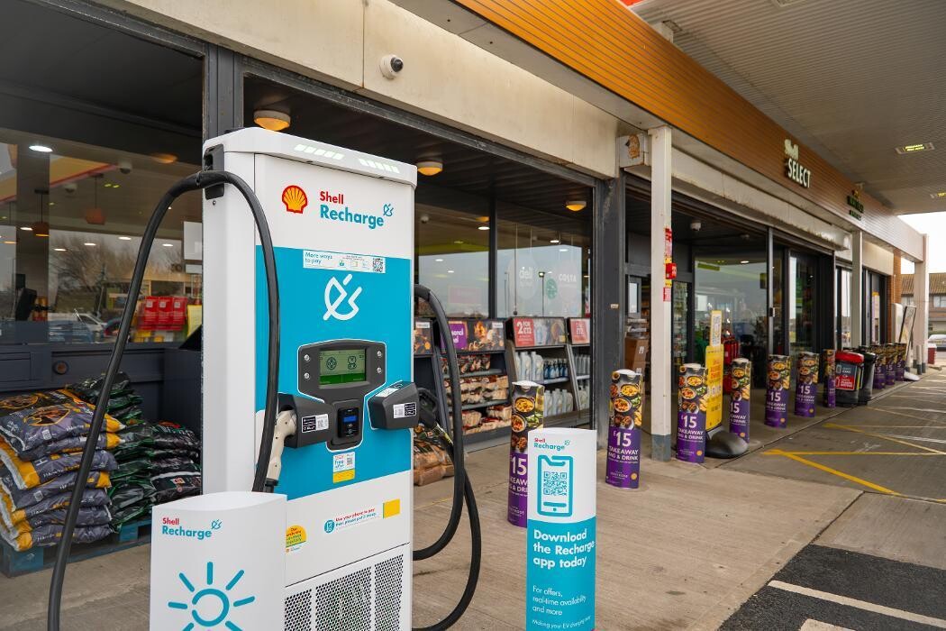 Images Shell Recharge Charging Station
