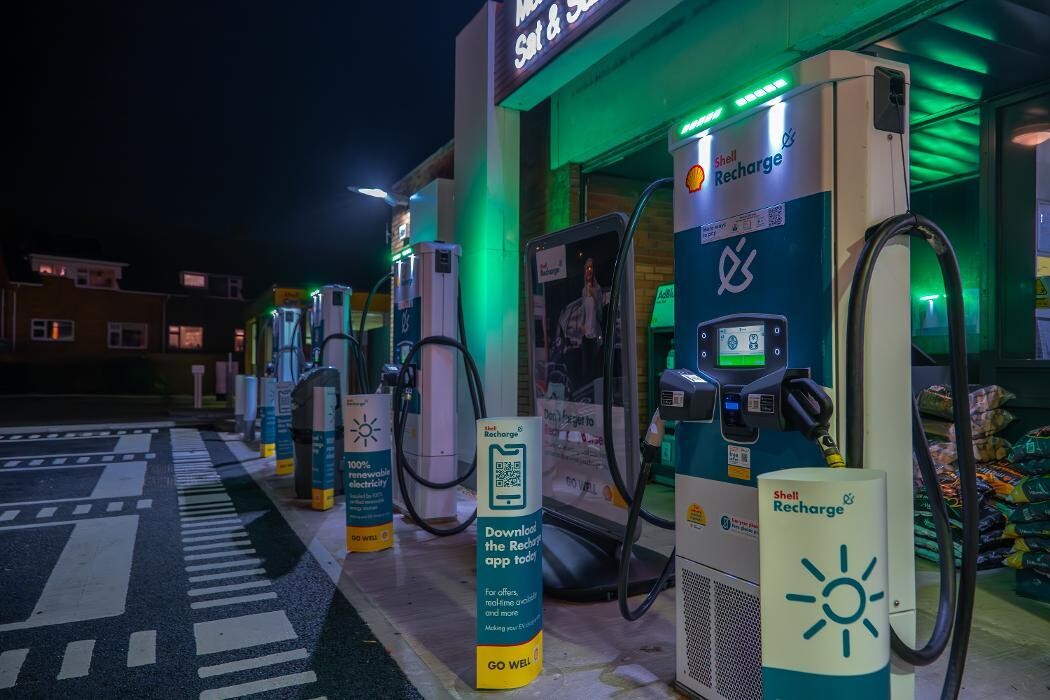 Images Shell Recharge Charging Station