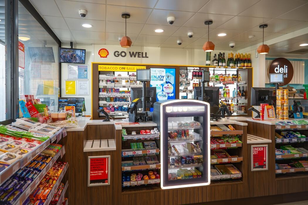 Images Shell Recharge Charging Station