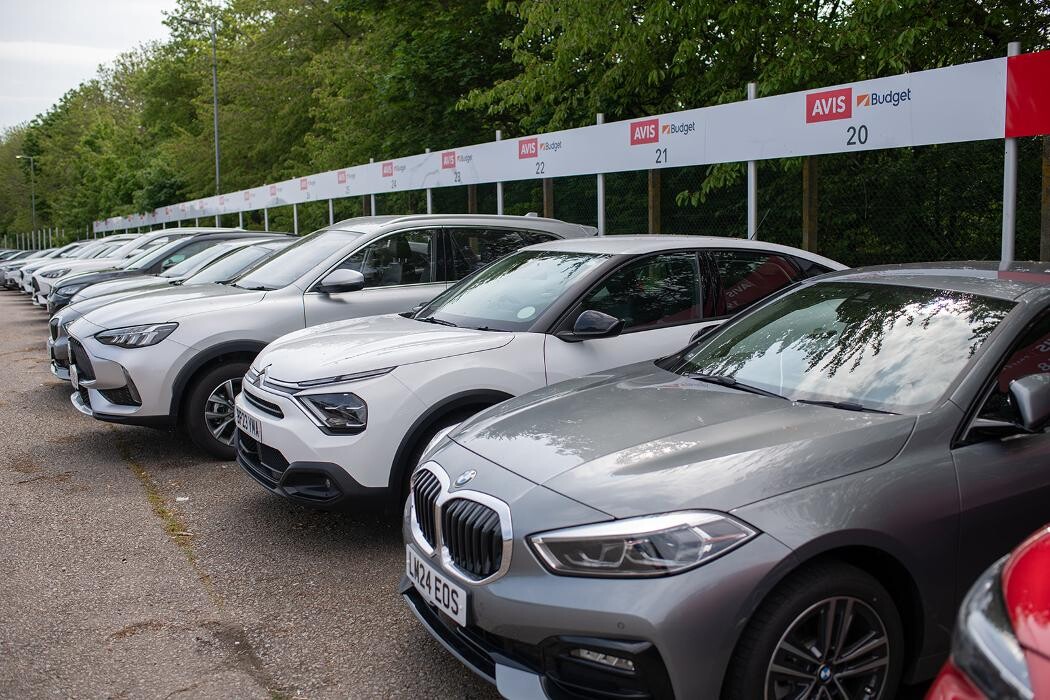 Images Avis Car Hire - East Midlands Airport