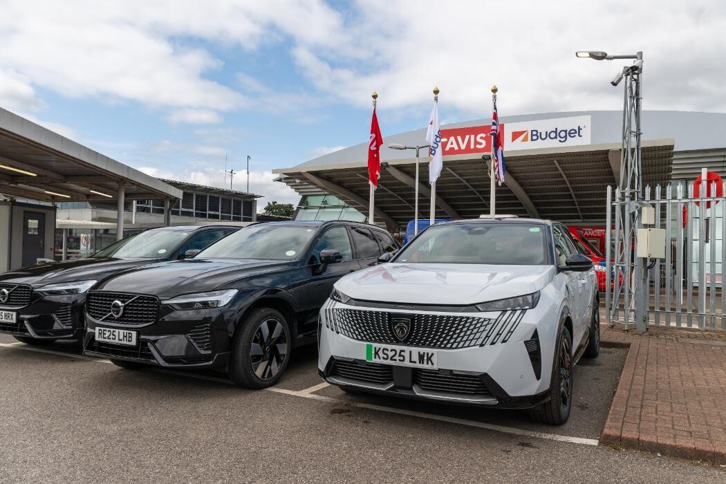 Images Budget Car Hire - London Heathrow Airport T2, T3 and T4