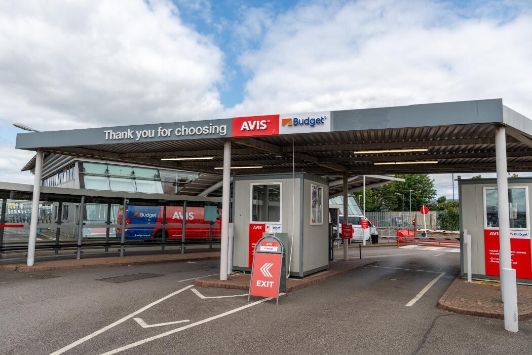 Images Budget Car Hire - London Heathrow Airport T2, T3 and T4