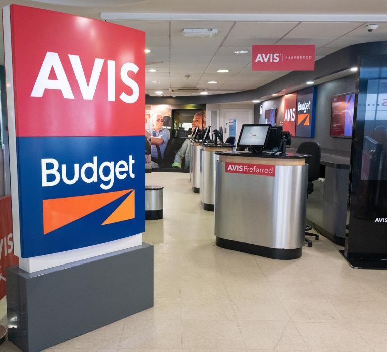 Images Budget Car Hire - London Gatwick Airport