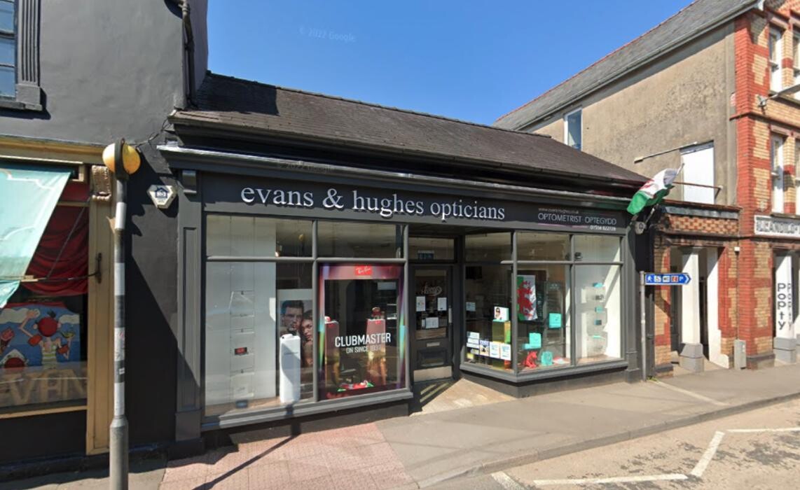 Images Evans & Hughes Optometrists