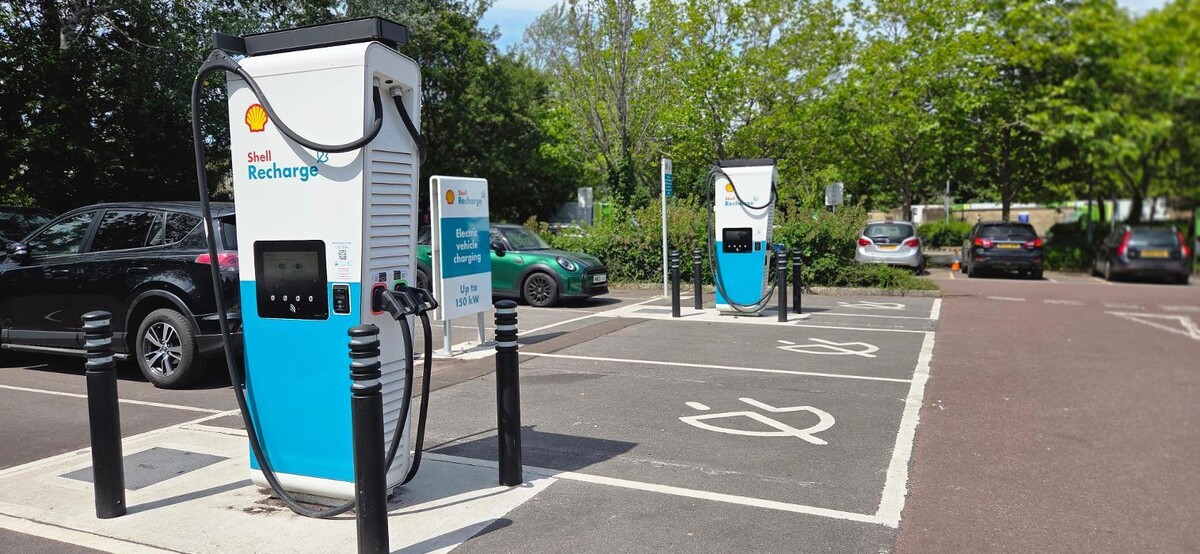 Images Shell Recharge Charging Station