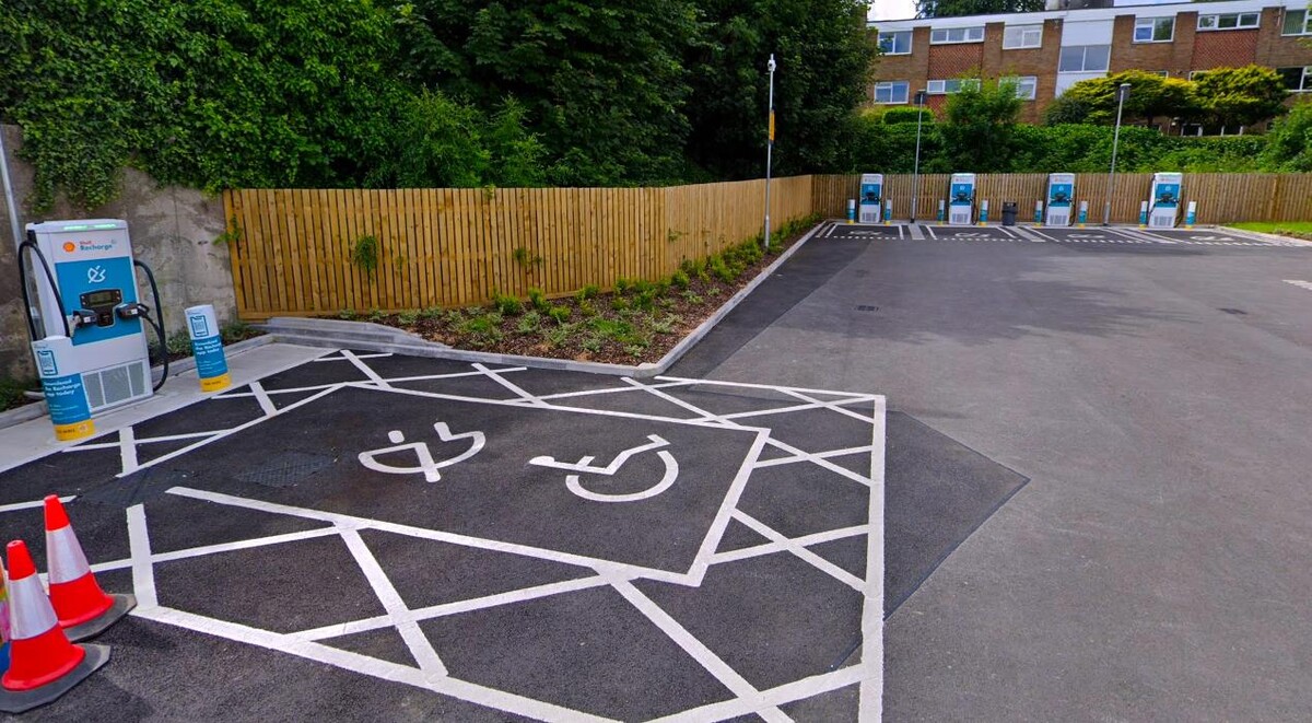 Images Shell Recharge Charging Station