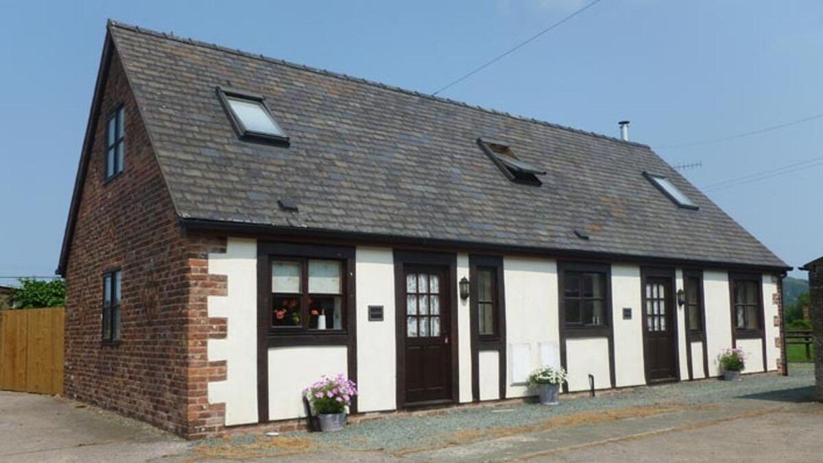 Images Newbridge Farm Cottages