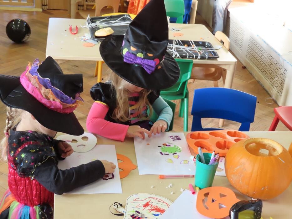 Images Monkey Puzzle Tatsfield Day Nursery & Preschool