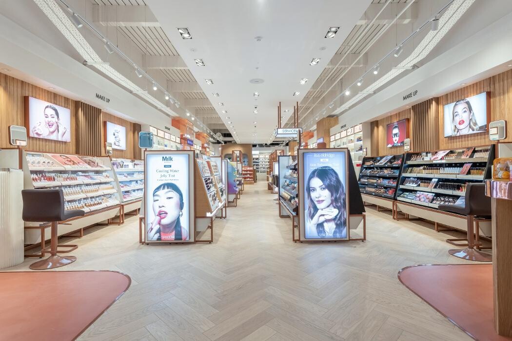 Images Space NK Kingston Bentall's