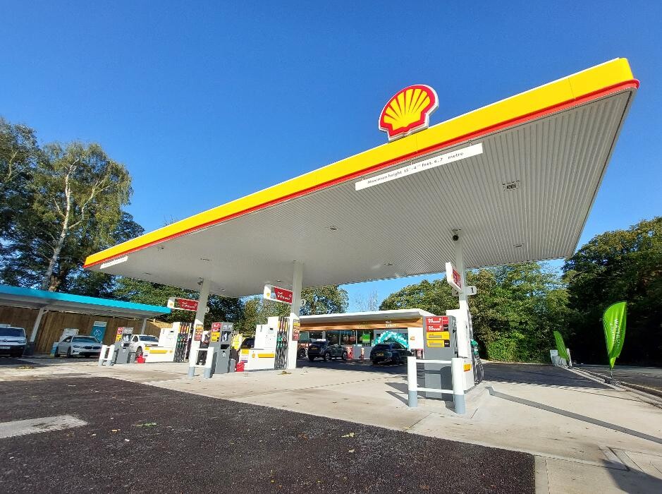 Images Shell Recharge Charging Station