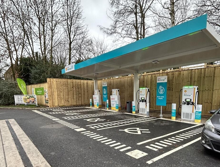 Images Shell Recharge Charging Station