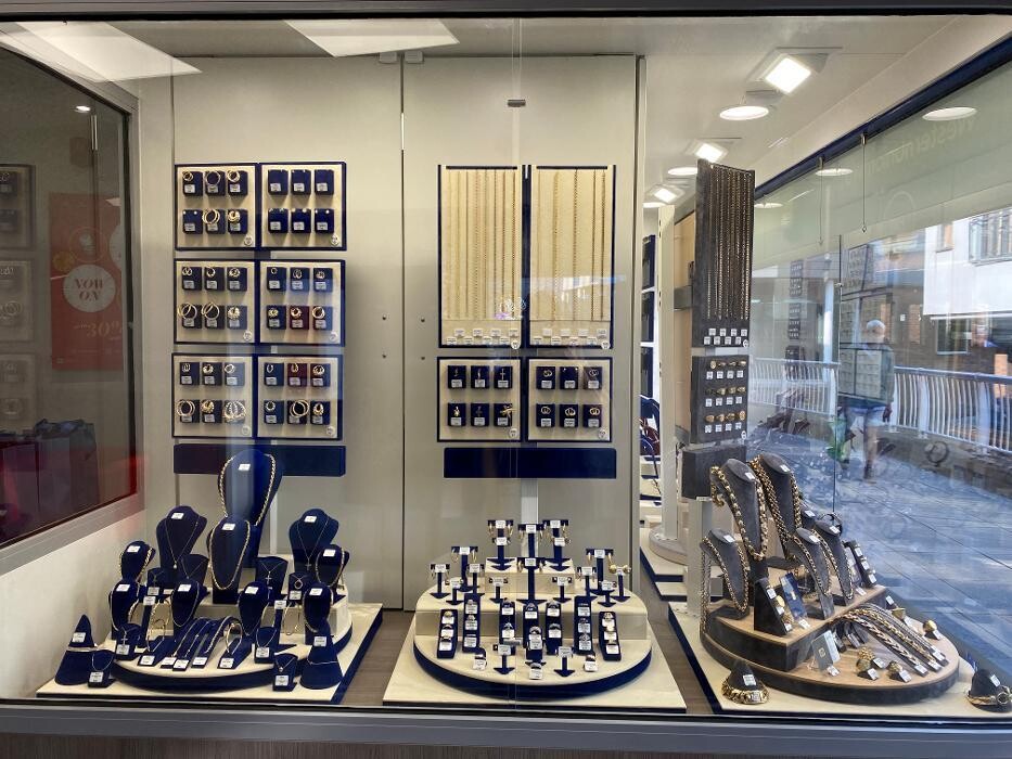 Images H&T Pawnbrokers