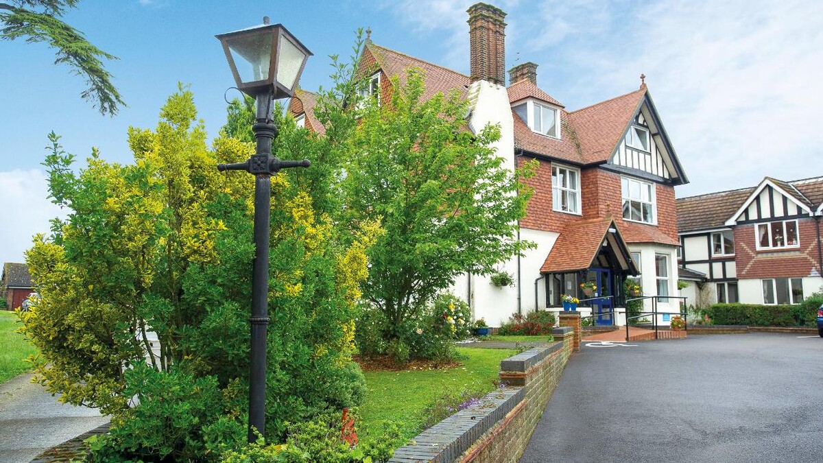 Images Broad Oak Manor Care Home - Bupa