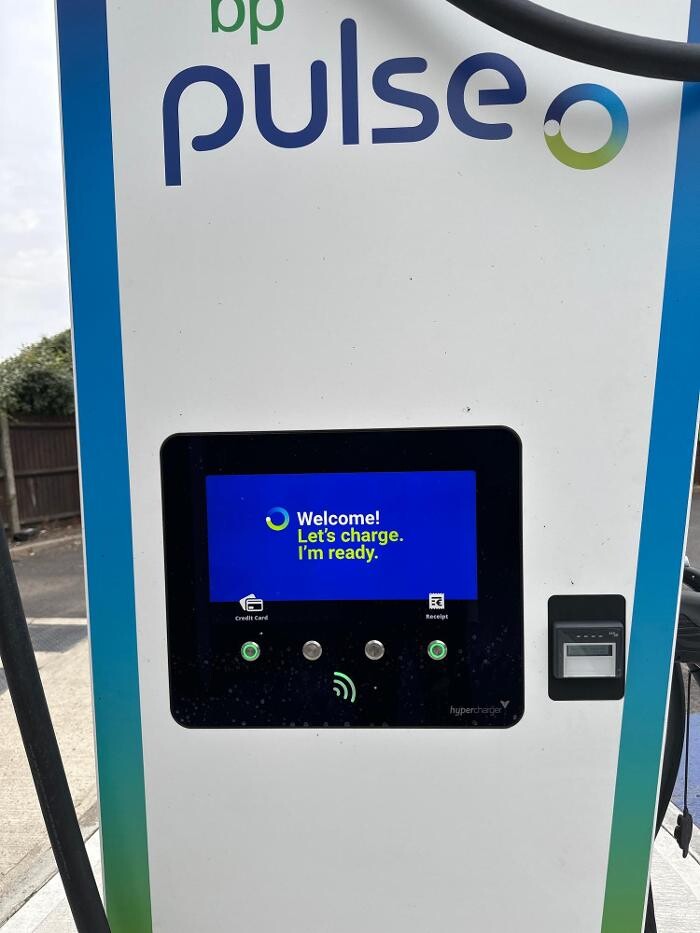 Images bp pulse Charging Station
