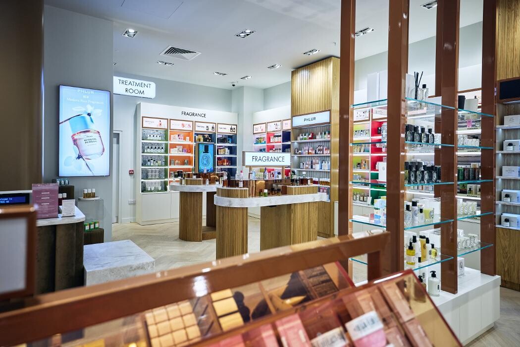 Images Space NK Arndale