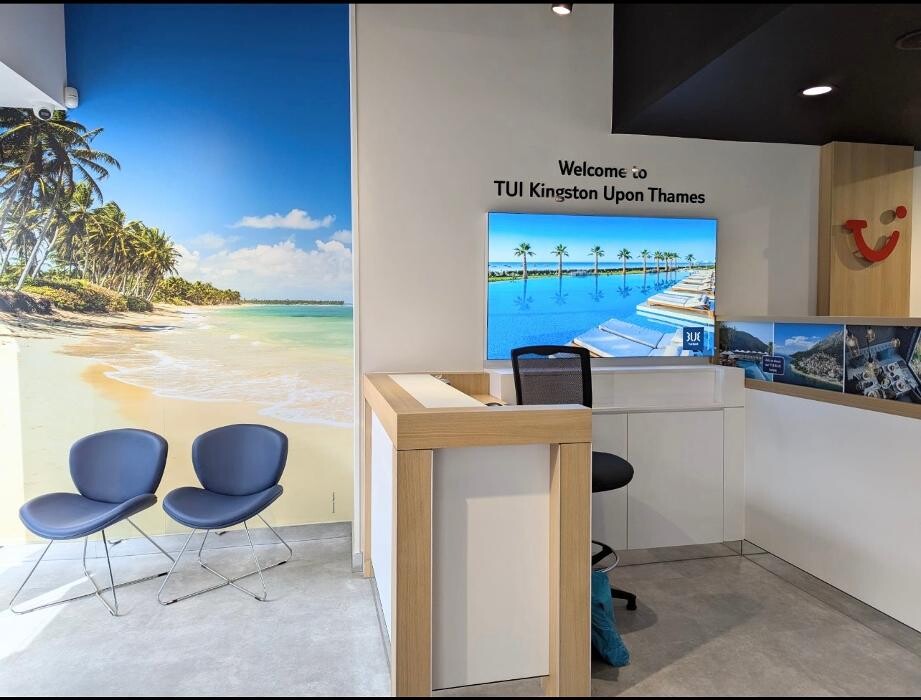 Images TUI Holiday Store