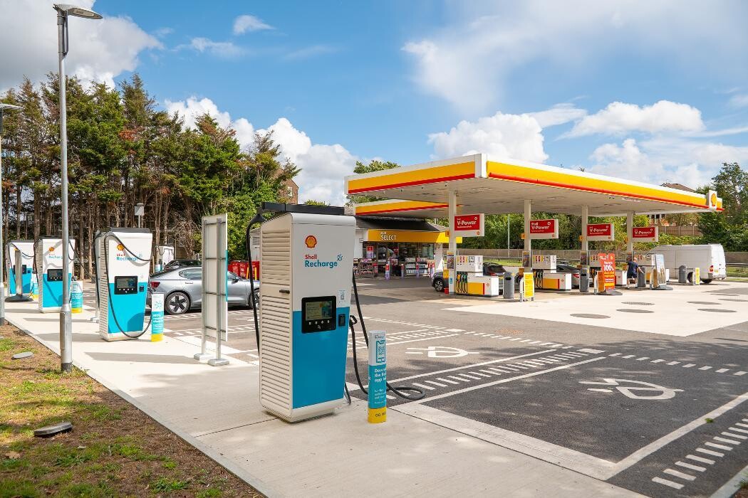 Images Shell Recharge Charging Station