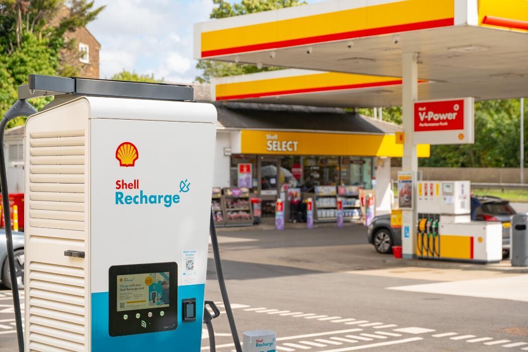 Images Shell Recharge Charging Station