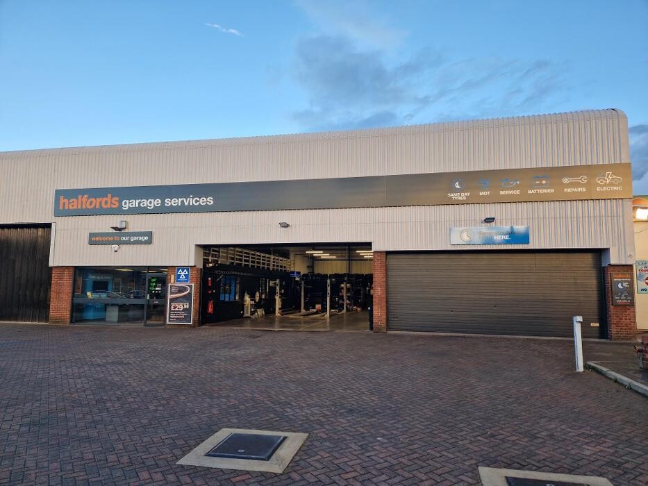 Images Halfords Garage Services Sheffield