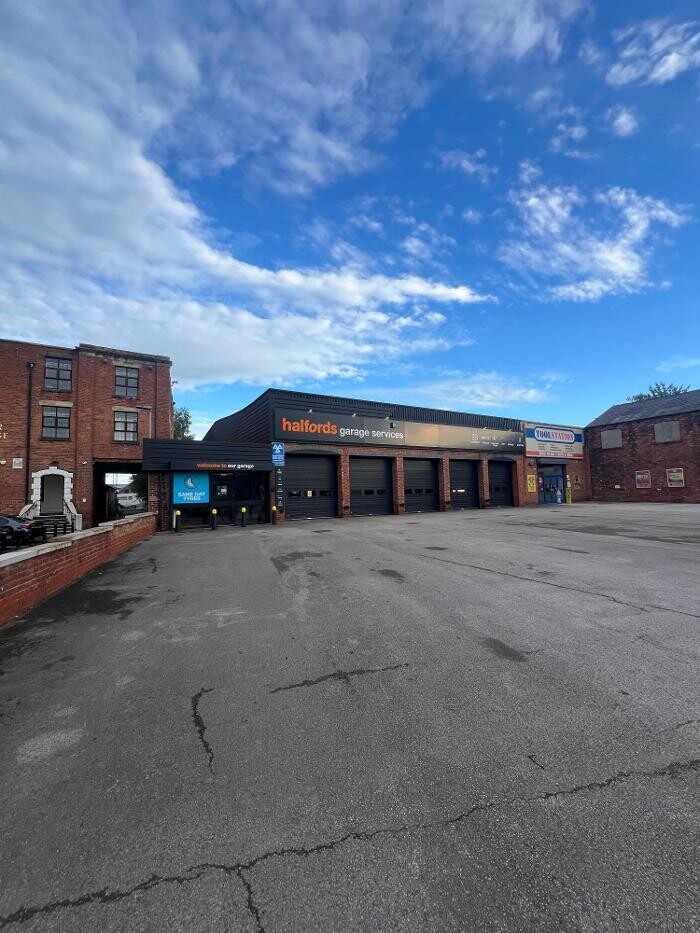 Images Halfords Garage Services Wigan