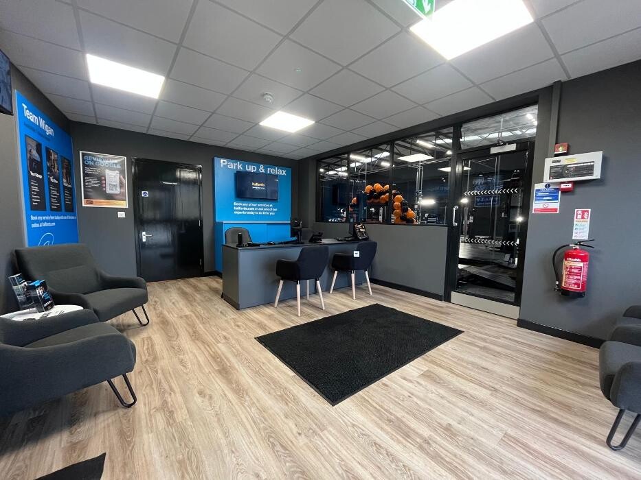 Images Halfords Garage Services Wigan