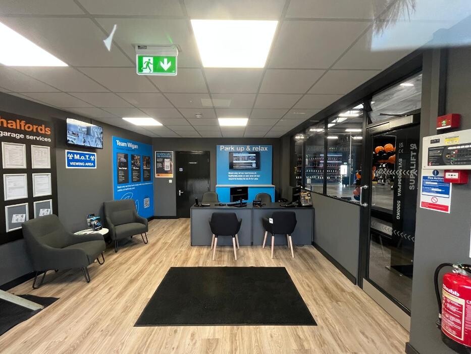Images Halfords Garage Services Wigan