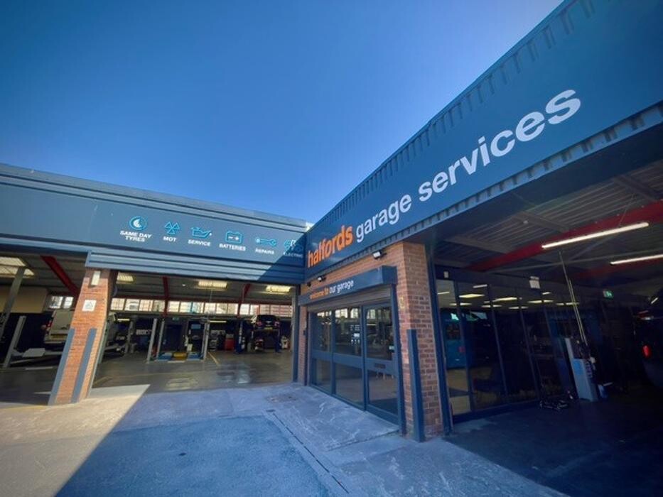 Images Halfords Garage Services Blackpool