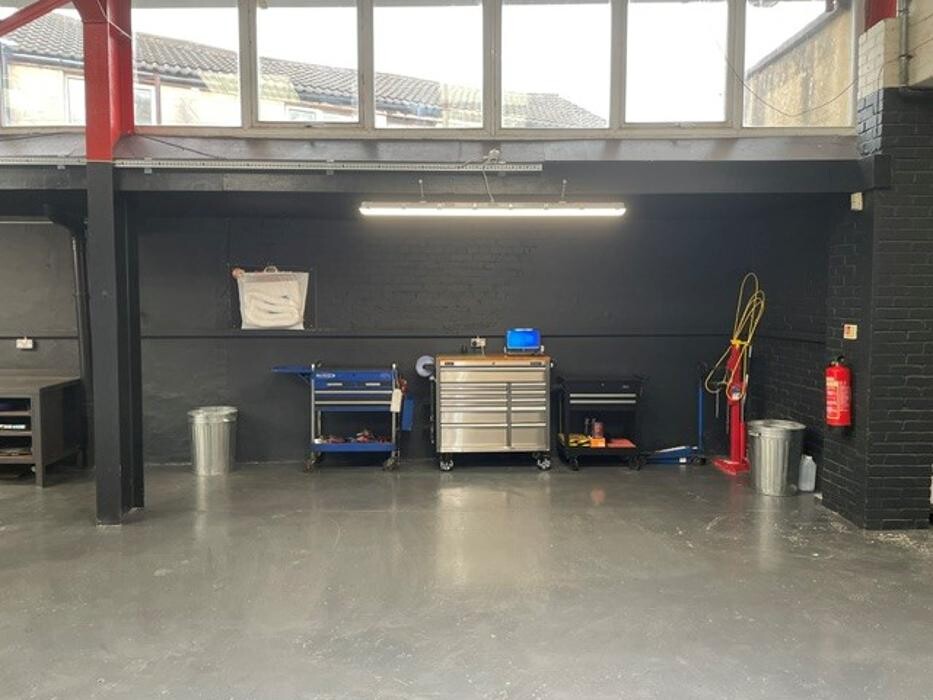 Images Halfords Garage Services Blackpool