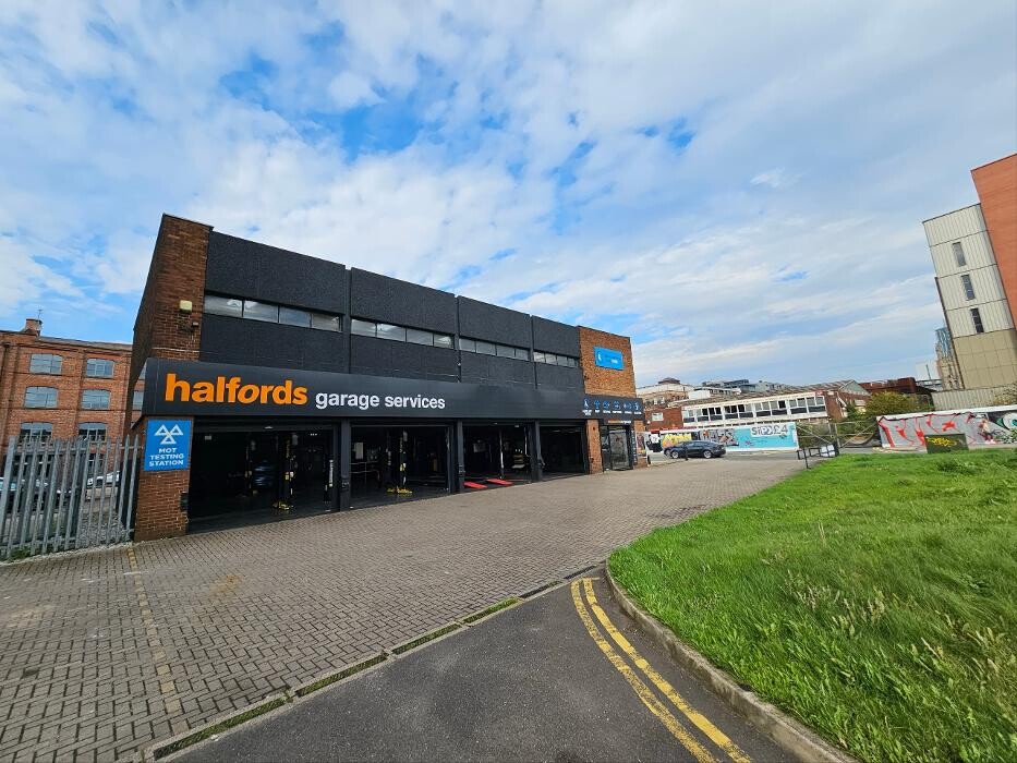 Images Halfords Garage Services Manchester