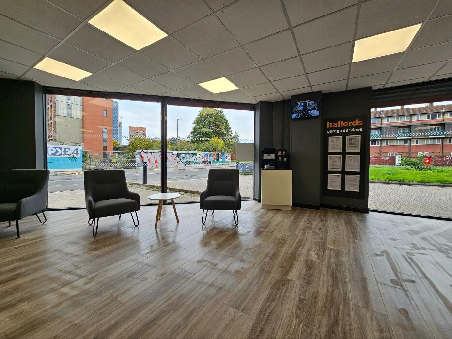 Images Halfords Garage Services Manchester