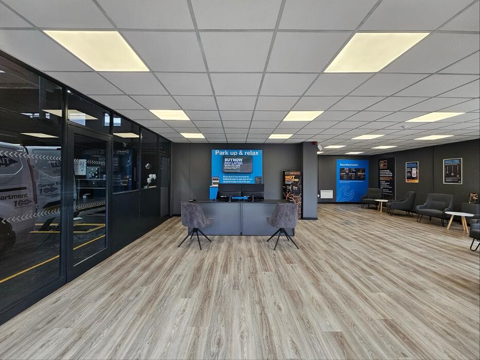 Images Halfords Garage Services Manchester