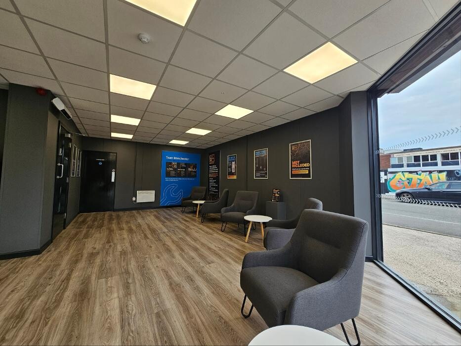 Images Halfords Garage Services Manchester